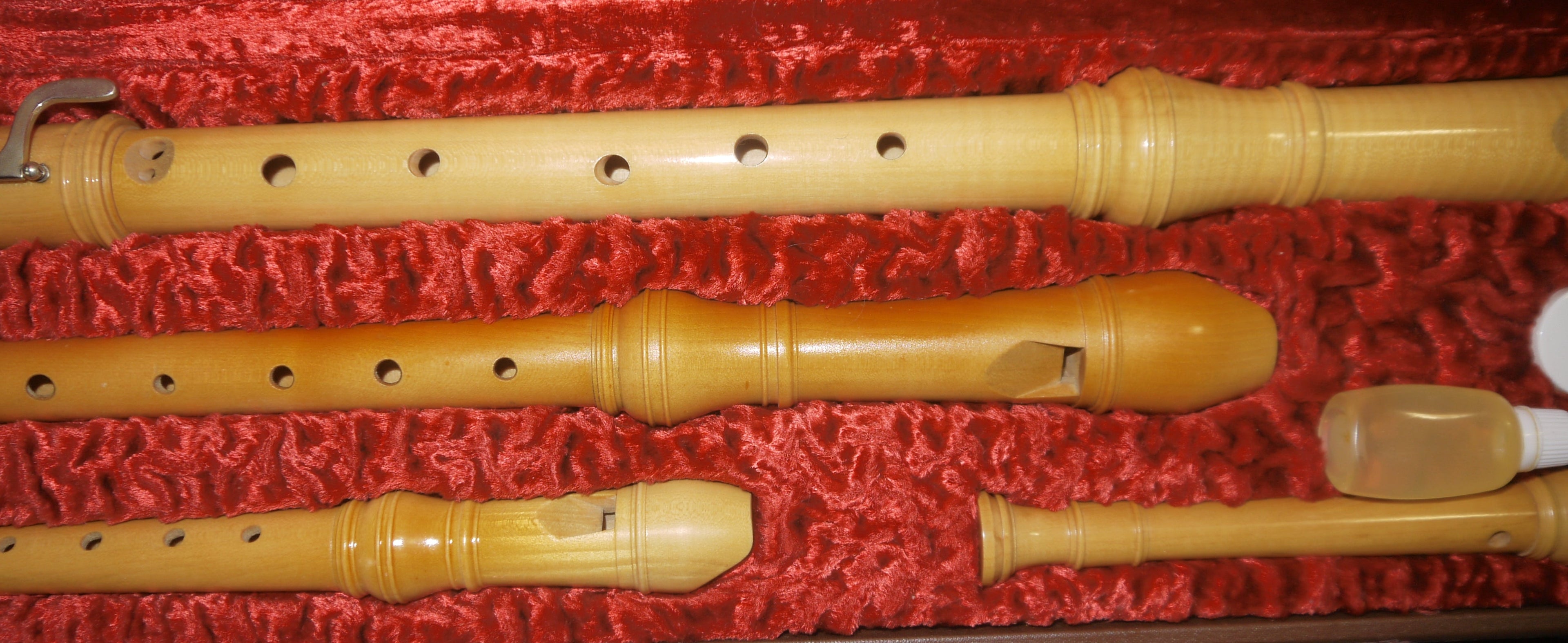Werner Schneider Blockflöten-Konvolut „Meister" – Sopranino bis Tenor, geflammter Ahorn, barocker Griff